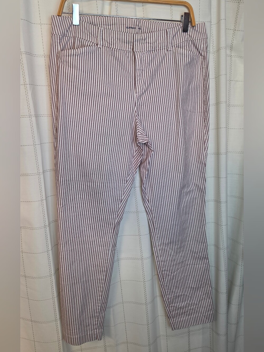 Old Navy Pixie Chino Pant